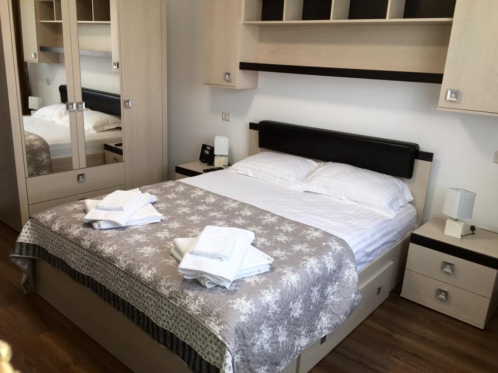 M13 Apartments Năvodari Buitenkant foto
